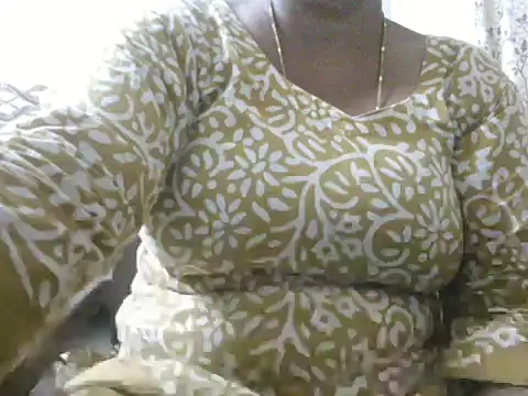 Snapshot of mohini_bhabhi chatting on 08/05/26, 01:30 mohini bhabhi online show from 08/05/26, 01:30