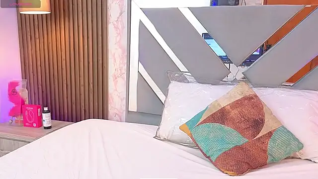 Snapshot of Connyy_21 chatting on 02/20/26, 07:14 Connyy 21 online show from 02/20/26, 07:14