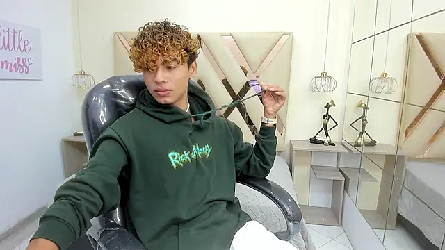 Anyelo Twink online show from 03/03/26, 07:53