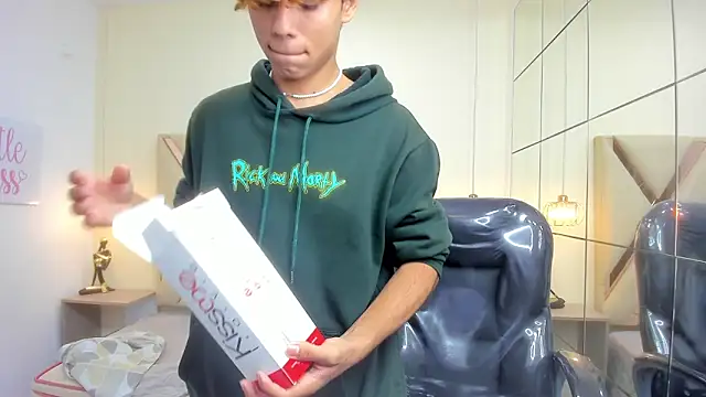 Snapshot of Anyelo_Twink chatting on 03/10/26, 02:27 Anyelo Twink online show from 03/10/26, 02:27