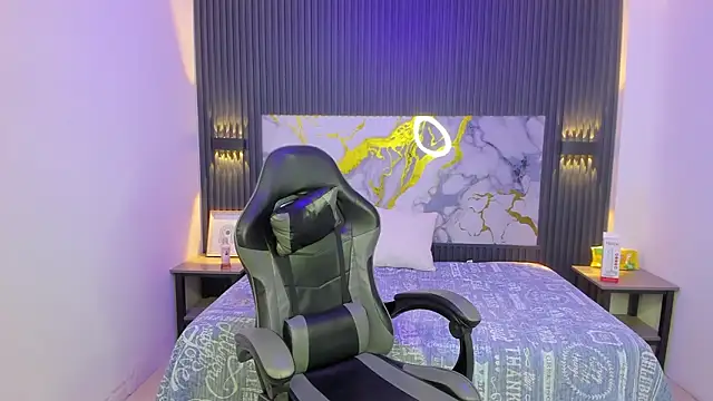 Snapshot of Anyelo_Twink chatting on 03/13/26, 08:21 Anyelo Twink online show from 03/13/26, 08:21