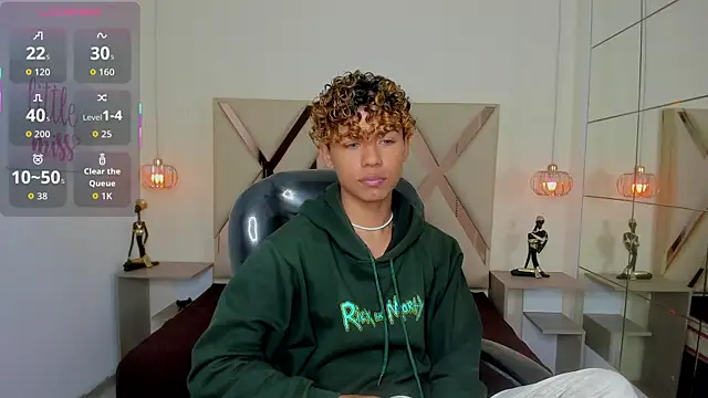 Snapshot of Anyelo_Twink chatting on 04/15/26, 05:25 Anyelo Twink online show from 04/15/26, 05:25