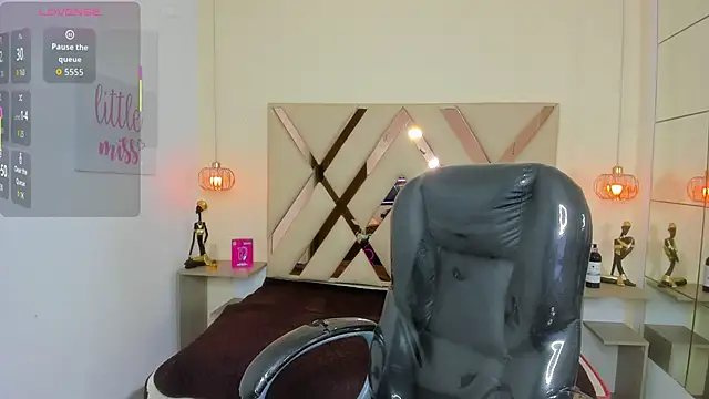 Snapshot of Anyelo_Twink chatting on 04/18/26, 04:27 Anyelo Twink online show from 04/18/26, 04:27