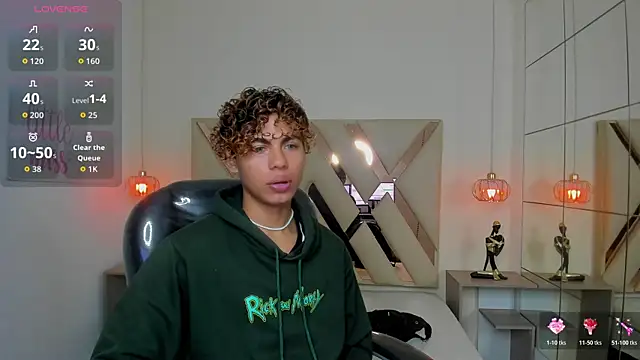 Snapshot of Anyelo_Twink chatting on 04/27/26, 04:21 Anyelo Twink online show from 04/27/26, 04:21