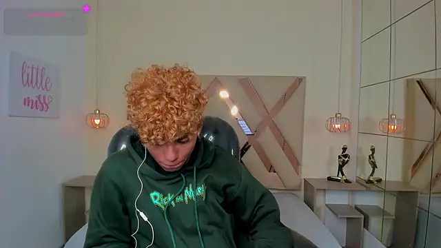 Anyelo Twink online show from 07/24/26, 04:32