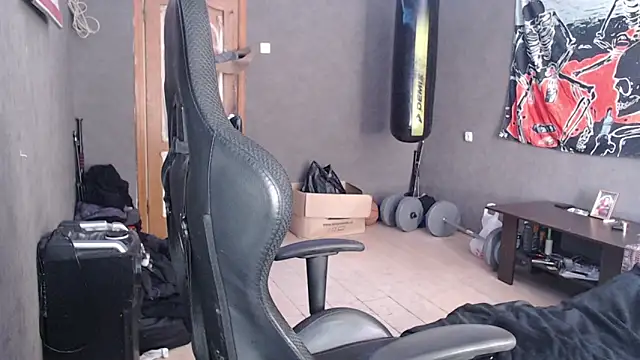 Snapshot of Jack_loveeee chatting on 04/23/26, 08:02 Jack loveeee online show from 04/23/26, 08:02