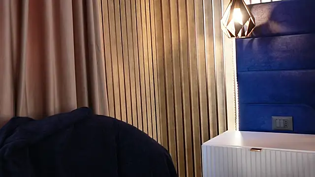 Snapshot of KylieeV chatting on 03/16/26, 07:34 KylieeV online show from 03/16/26, 07:34