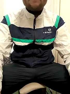 Snapshot of 80julien chatting on 01/16/26, 03:16 80julien online show from 01/16/26, 03:16