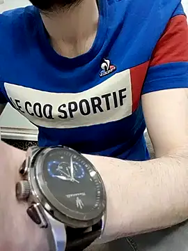 Snapshot of 80julien chatting on 03/31/26, 05:02 80julien online show from 03/31/26, 05:02