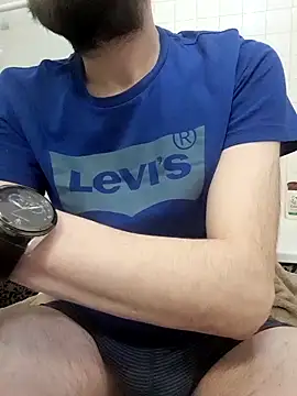 Snapshot of 80julien chatting on 04/03/26, 09:46 80julien online show from 04/03/26, 09:46