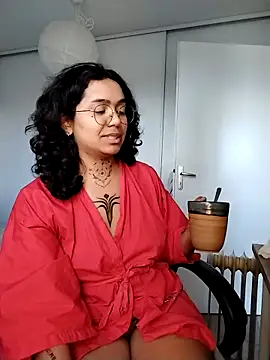 Snapshot of therealsun8 chatting on 02/08/26, 03:26 therealsun8 online show from 02/08/26, 03:26