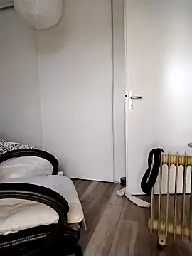 Snapshot of therealsun8 chatting on 02/13/26, 07:59 therealsun8 online show from 02/13/26, 07:59