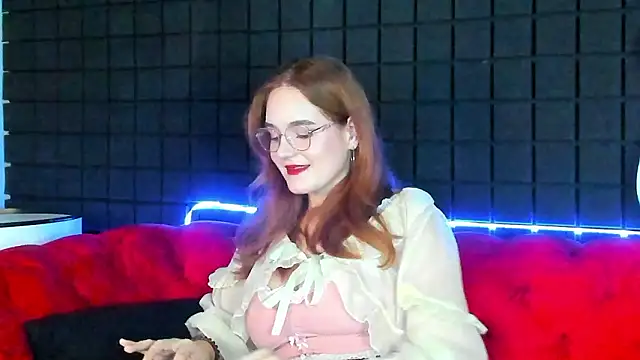 Snapshot of AmyRoy chatting on 01/31/26, 07:11 AmyRoy online show from 01/31/26, 07:11