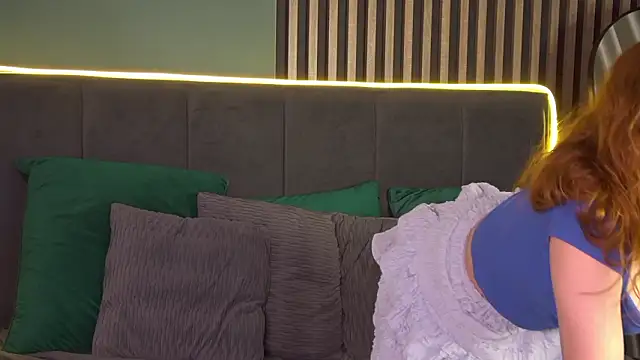 Snapshot of AmyRoy chatting on 02/02/26, 04:17 AmyRoy online show from 02/02/26, 04:17