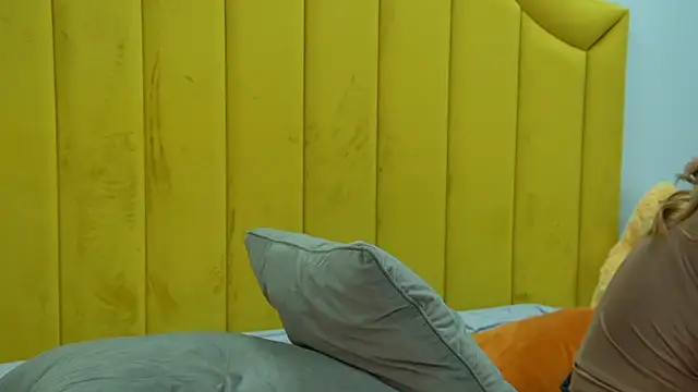 Snapshot of AmyRoy chatting on 03/07/26, 06:05 AmyRoy online show from 03/07/26, 06:05