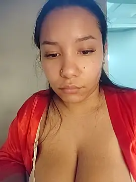 soffi joness23 online show from 04/17/26, 06:11