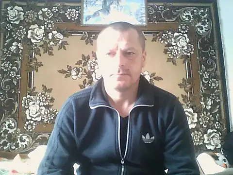 Snapshot of Ivan9iutt chatting on 04/16/26, 06:03 Ivan9iutt online show from 04/16/26, 06:03