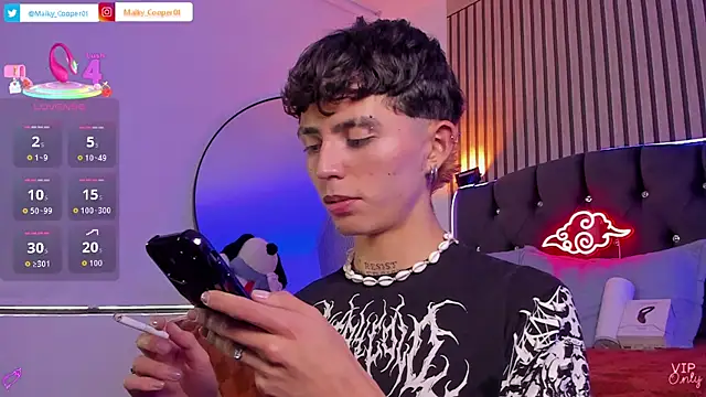 Snapshot of Maiky_Cooper01 chatting on 07/15/26, 08:58 Maiky Cooper01 online show from 07/15/26, 08:58
