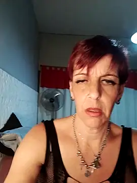 Juguetonafogosa5 online show from 04/05/26, 04:53