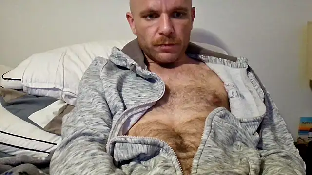 FrankieFuckMe online show from 02/07/26, 03:10