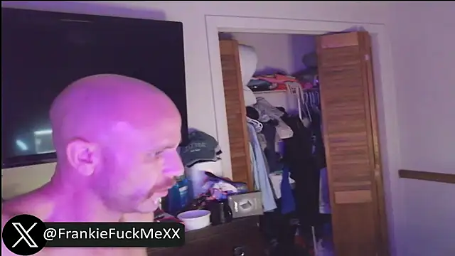 FrankieFuckMe online show from 05/23/26, 05:39