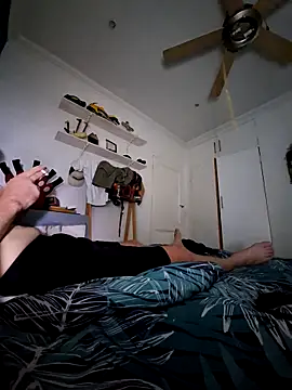 Snapshot of He_onlycum chatting on 02/26/26, 09:47 He onlycum online show from 02/26/26, 09:47