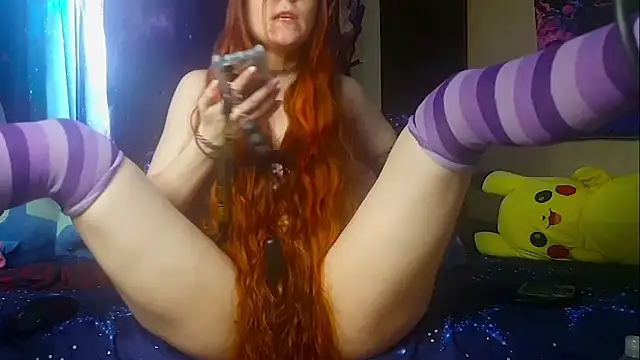 Snapshot of moon_shy chatting on 03/12/26, 12:44 moon shy online show from 03/12/26, 12:44
