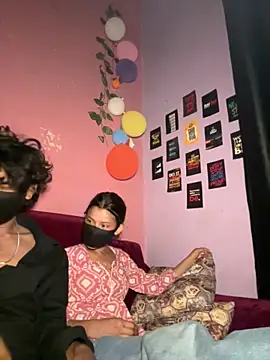 Snapshot of MissHermione2 chatting on 04/15/26, 01:18 MissHermione2 online show from 04/15/26, 01:18