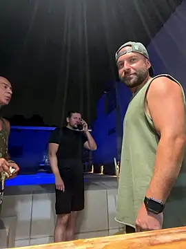 Snapshot of dogfrota chatting on 01/13/26, 12:38 dogfrota online show from 01/13/26, 12:38