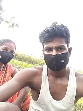 Snapshot of Shivanisingh4 chatting on 03/28/26, 10:48 Shivanisingh4 online show from 03/28/26, 10:48