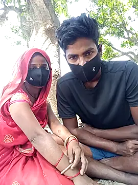 Snapshot of Shivanisingh4 chatting on 04/01/26, 04:46 Shivanisingh4 online show from 04/01/26, 04:46