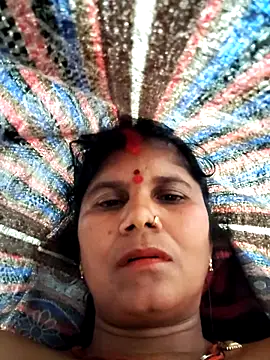 Hot di97 online show from 02/13/26, 07:59