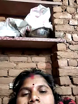 Hot di97 online show from 02/15/26, 10:28