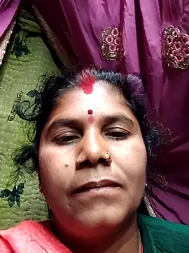 Hot di97 online show from 02/19/26, 08:27