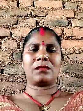 Hot di97 online show from 02/24/26, 10:46