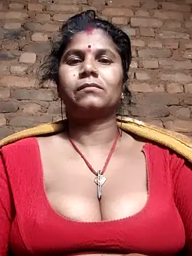 Hot di97 online show from 03/11/26, 08:37