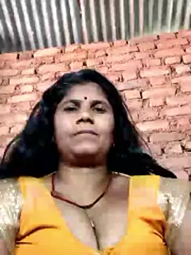 Hot di97 online show from 04/02/26, 05:05