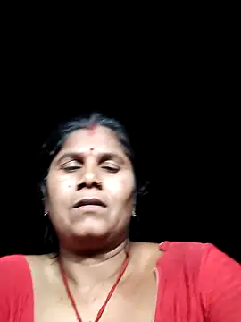 Hot di97 online show from 05/20/26, 02:34