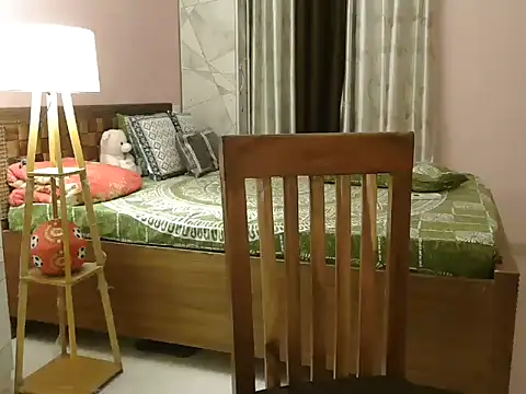 Snapshot of SASSY_AANNUU chatting on 03/25/26, 11:44 SASSY AANNUU online show from 03/25/26, 11:44
