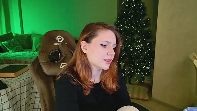 YouHoldMe online show from 02/15/26, 05:31