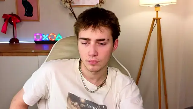 Snapshot of d3s_dn chatting on 02/05/26, 04:00 d3s dn online show from 02/05/26, 04:00