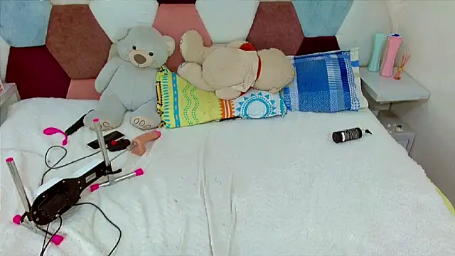 sabriana smith1 online show from 04/05/26, 03:31