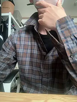Snapshot of Alexkimsumin chatting on 05/23/26, 03:34 Alexkimsumin online show from 05/23/26, 03:34