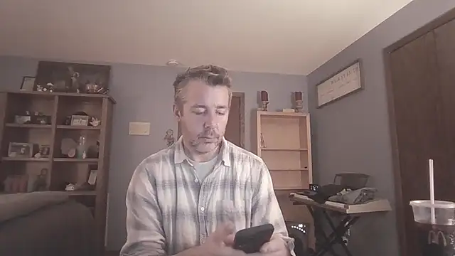 chrisw8140 online show from 03/20/26, 04:28