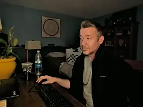 chrisw8140 online show from 05/18/26, 01:02