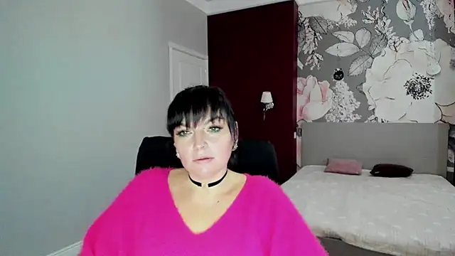 Victoria booth online show from 01/15/26, 12:21