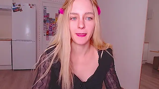 Snapshot of sailormoon666_ chatting on 02/09/26, 03:32 sailormoon666 online show from 02/09/26, 03:32