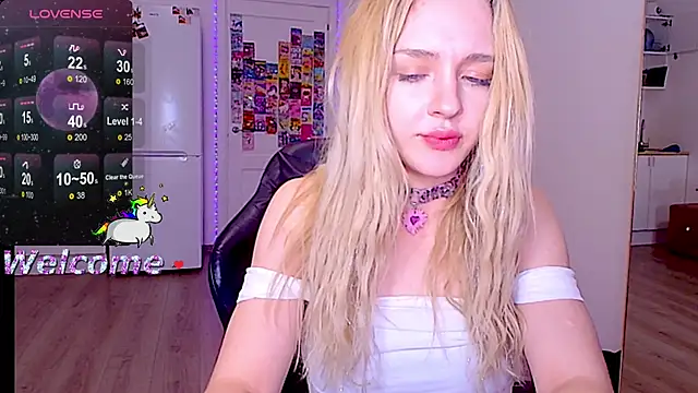 Snapshot of sailormoon666_ chatting on 03/06/26, 01:35 sailormoon666 online show from 03/06/26, 01:35