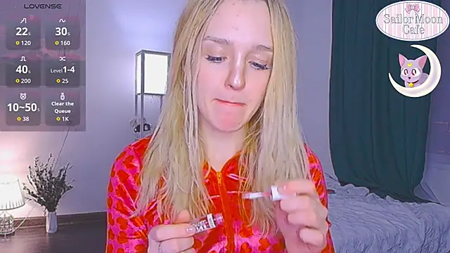 Snapshot of sailormoon666_ chatting on 04/09/26, 10:26 sailormoon666 online show from 04/09/26, 10:26