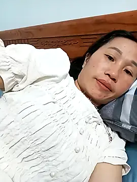 Snapshot of CML93 chatting on 03/31/26, 09:43 CML93 online show from 03/31/26, 09:43